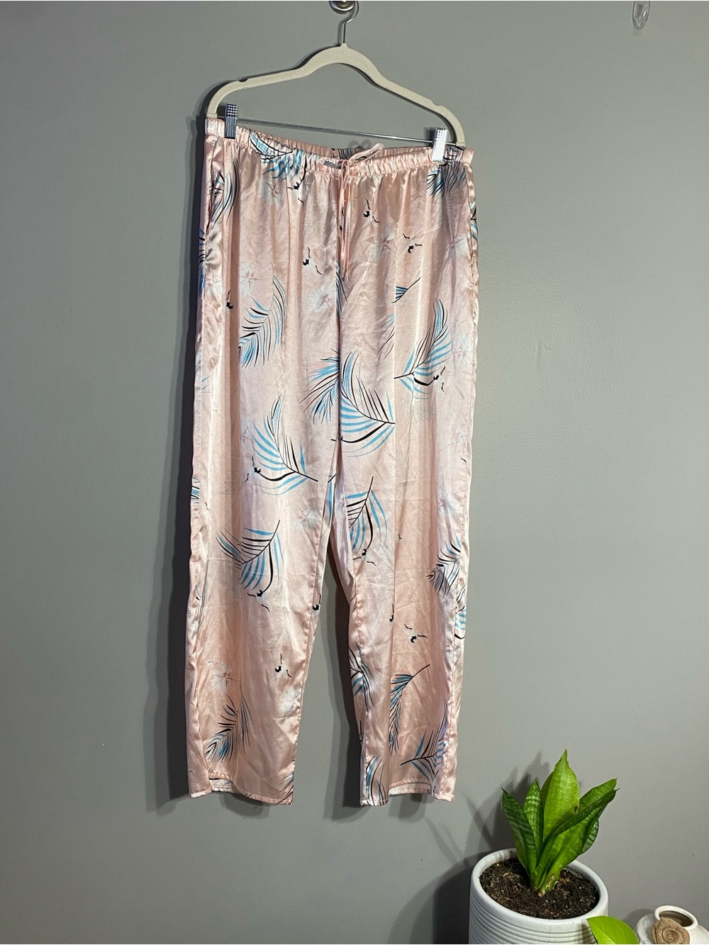 Ekouaer XL Satin Sexy Silky Pink Palm-Print Pajama Pants - Comfortable Sleepwear